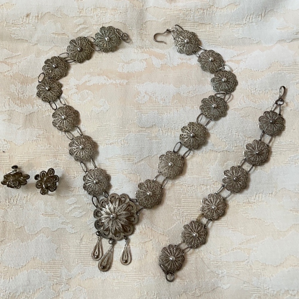 Delicate Silver Set. - image 4